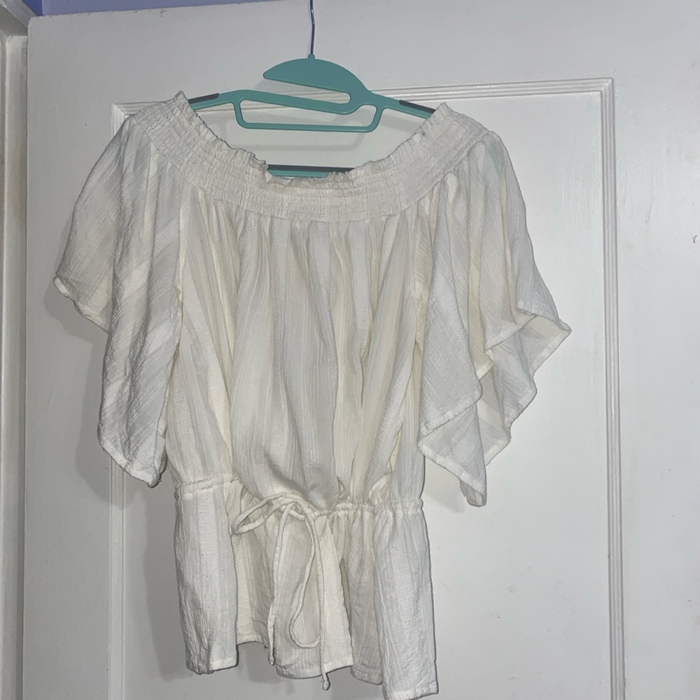 White off the shoulder abercrombie top